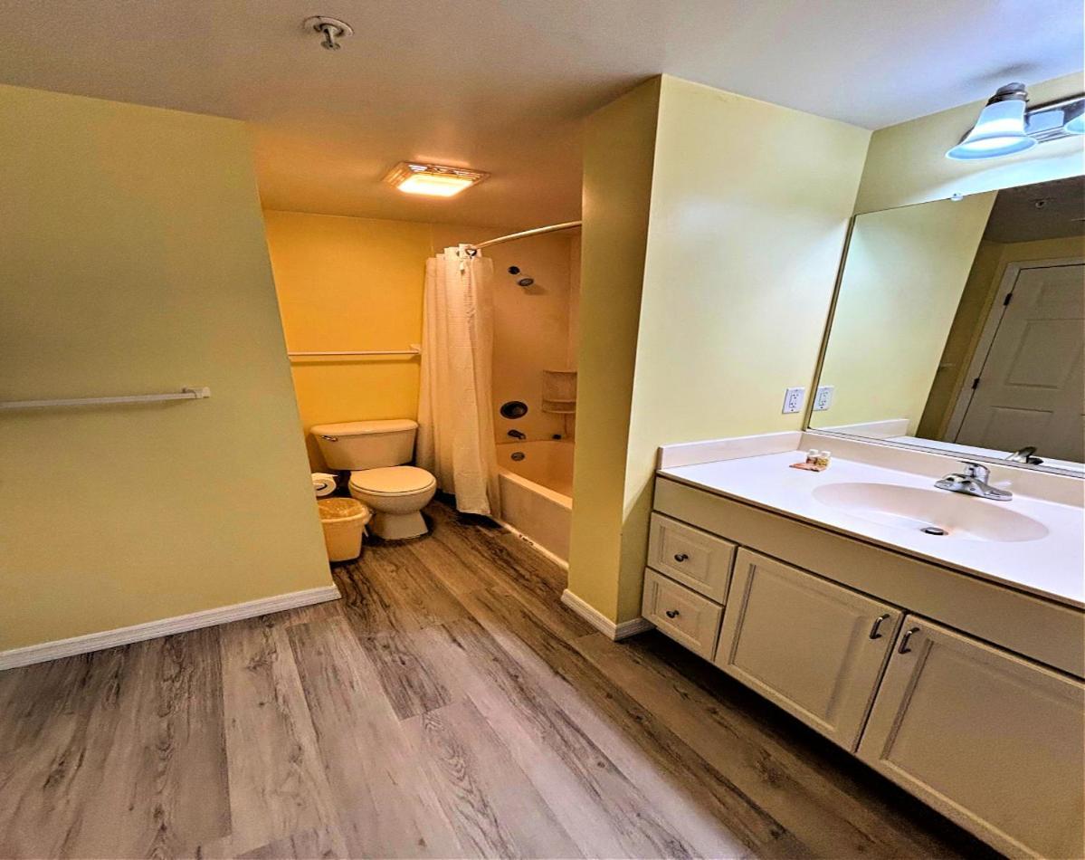 1 Bedroom Direct Oceanfront Condo Wyndham Ocean Walk Resort - Daytona Funland 703 Daytona Beach Eksteriør bilde